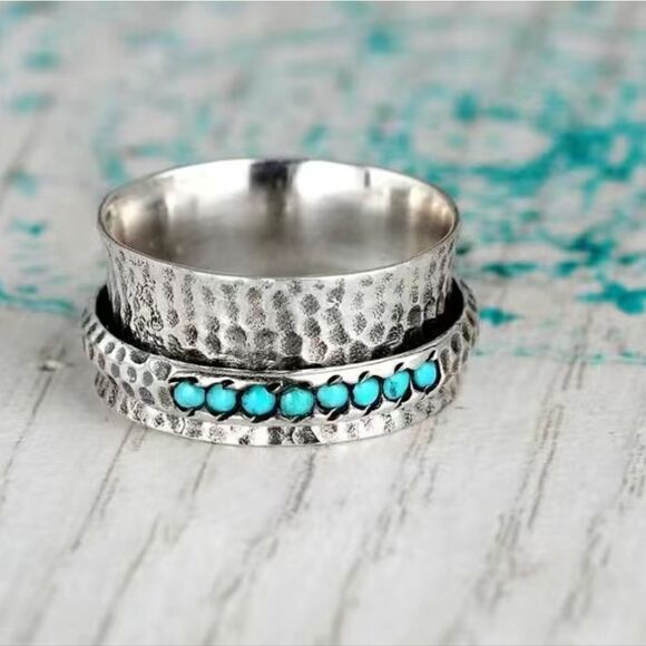 Boho Style Wide Ring Hammered Inlaid Turquoise Rotatable Design For Releasing - Picture 5 of 8